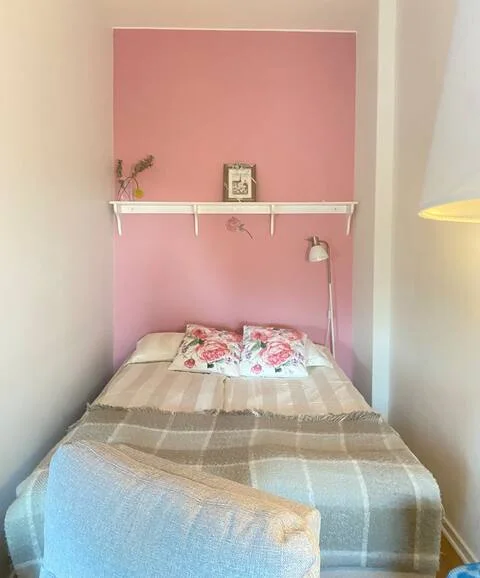Sleeping alcove
